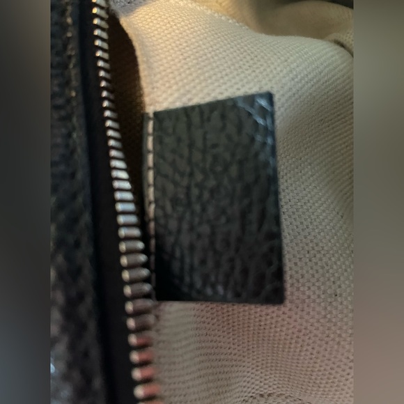 Gucci Soho Disco Crossbody - Picture 3 of 16